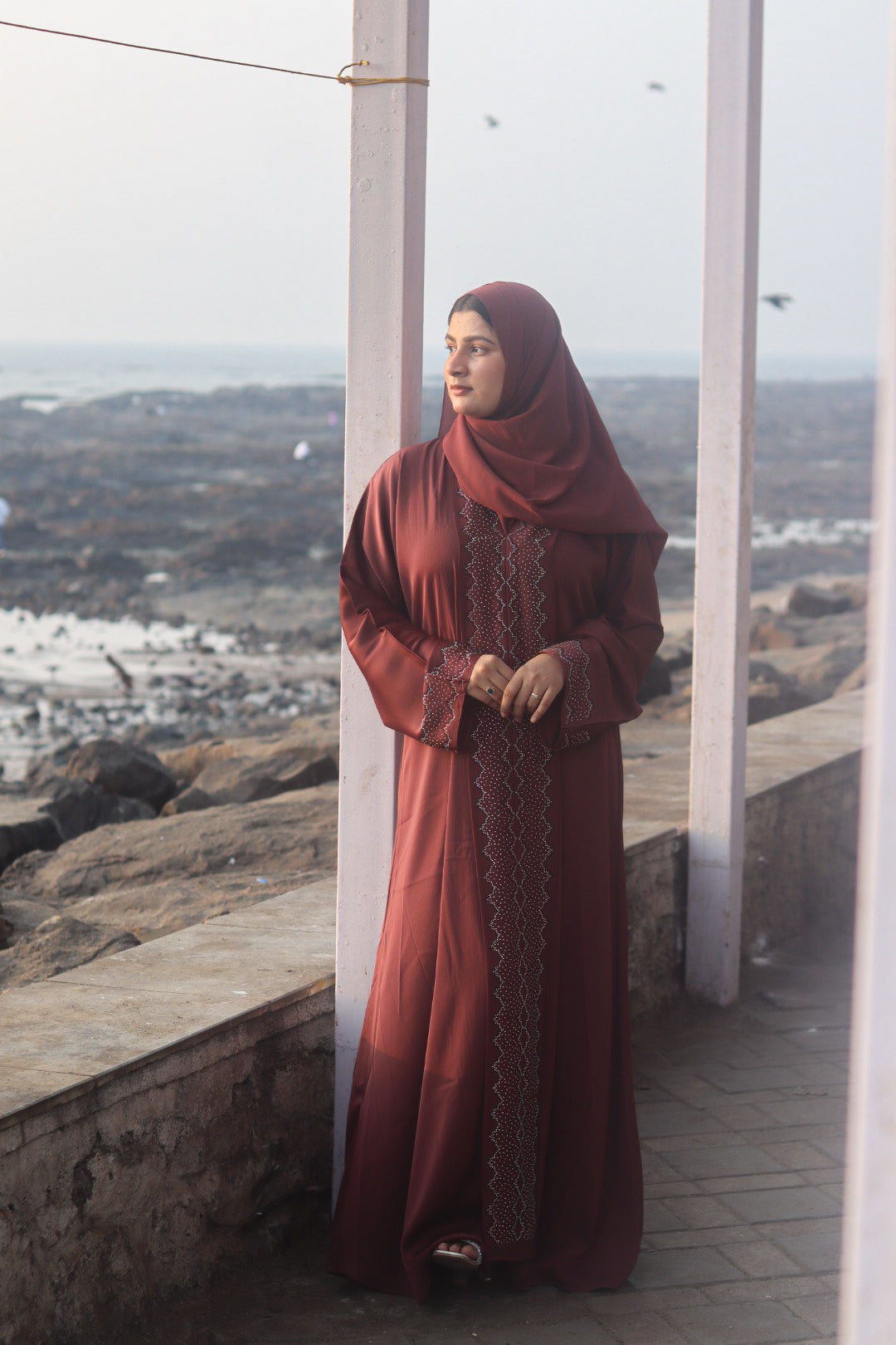 Hanan stonework abaya (with Hijab) - Teal