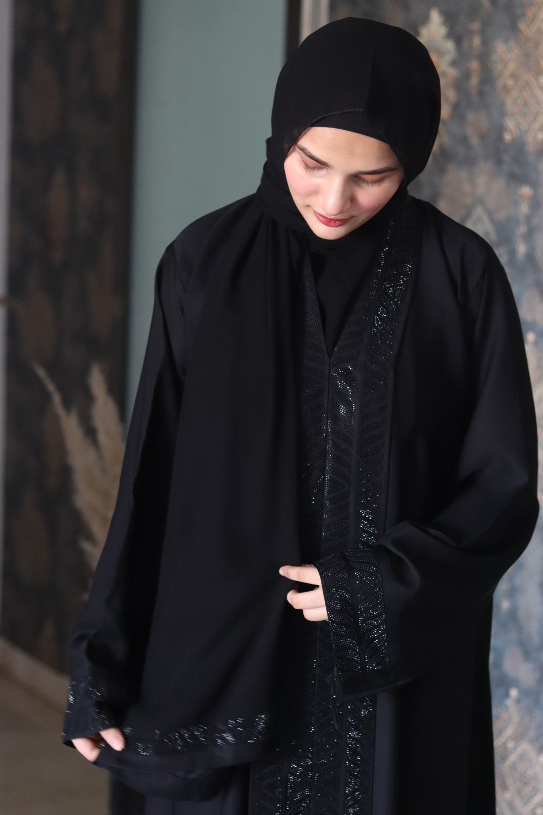 Tayyiba stonework abaya (with Hijab)