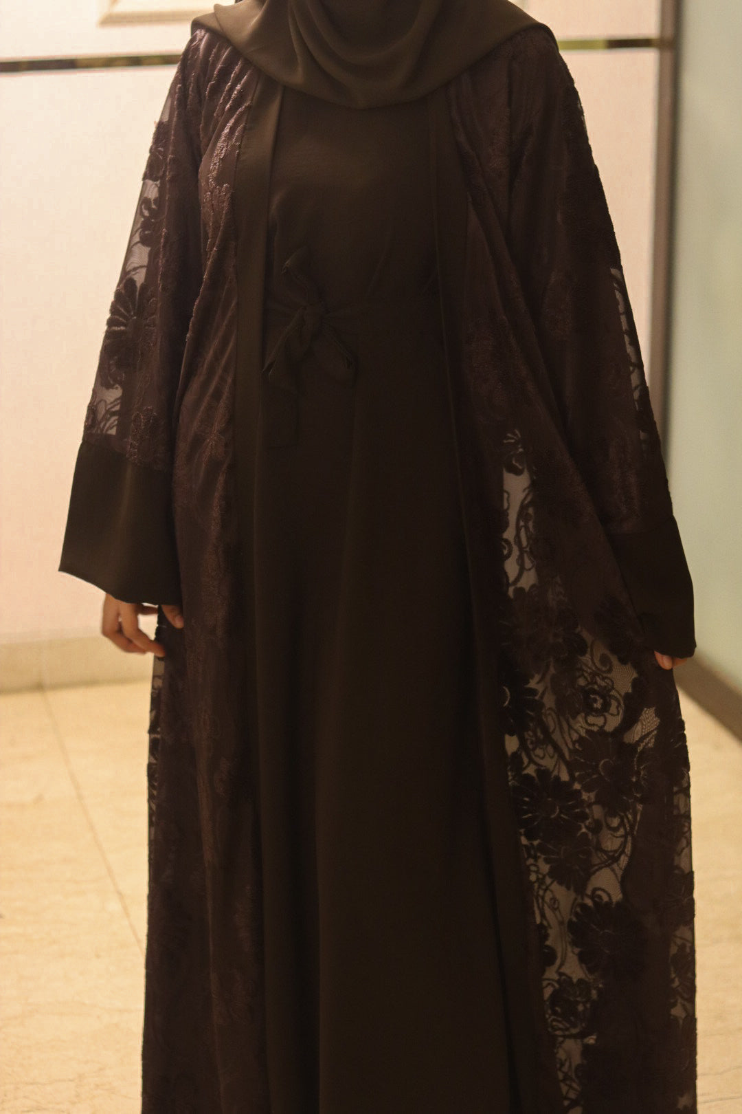 Hazel Net Abaya with inner slit & matching hijab- 3 pc set