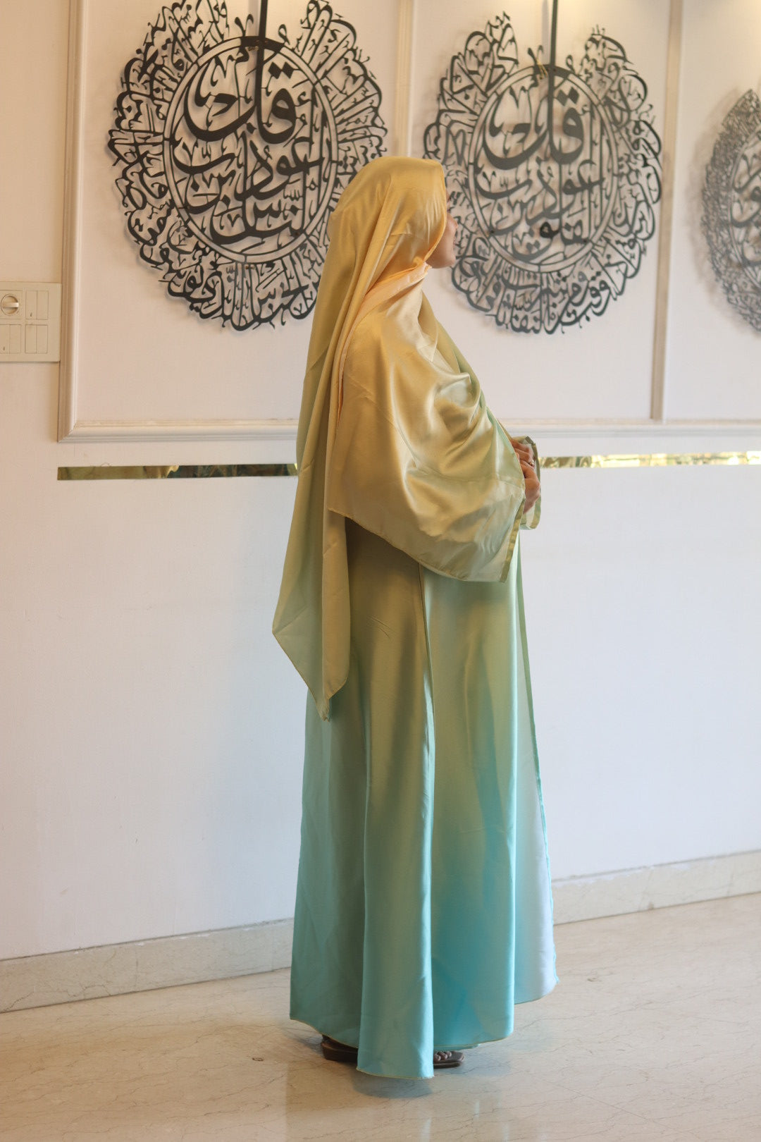 Lime & turquoise ombre abaya with matching hijab (with attached Inner Slit & Hijab)