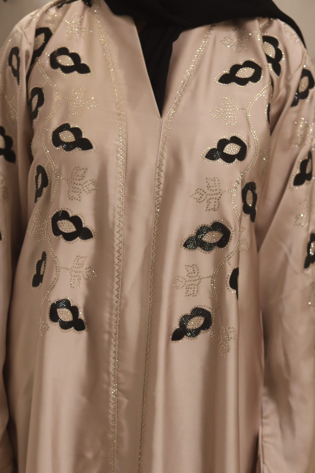 Signature noir abaya- beige with hijab
