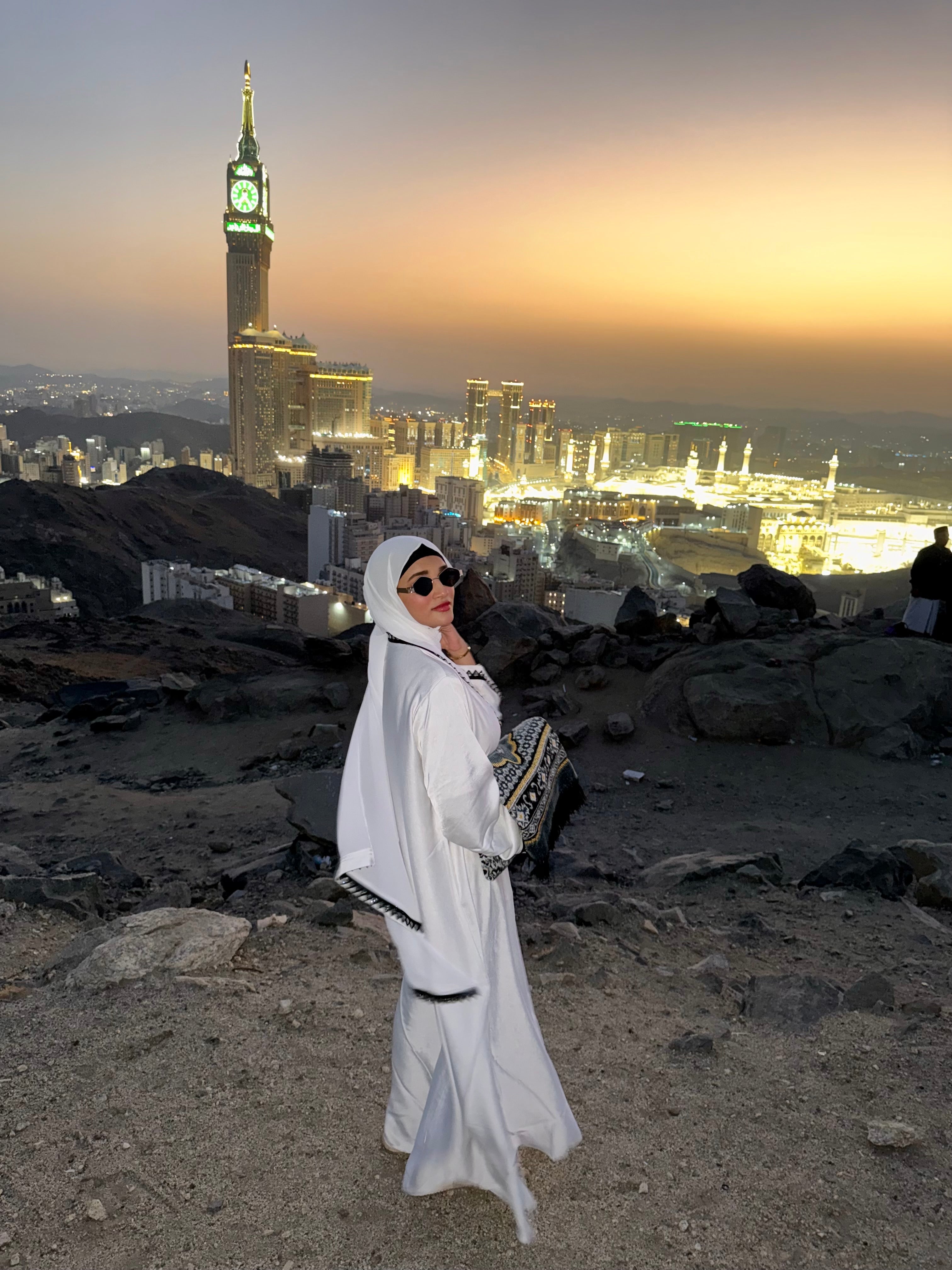 Heena stonework abaya (with Hijab) - White