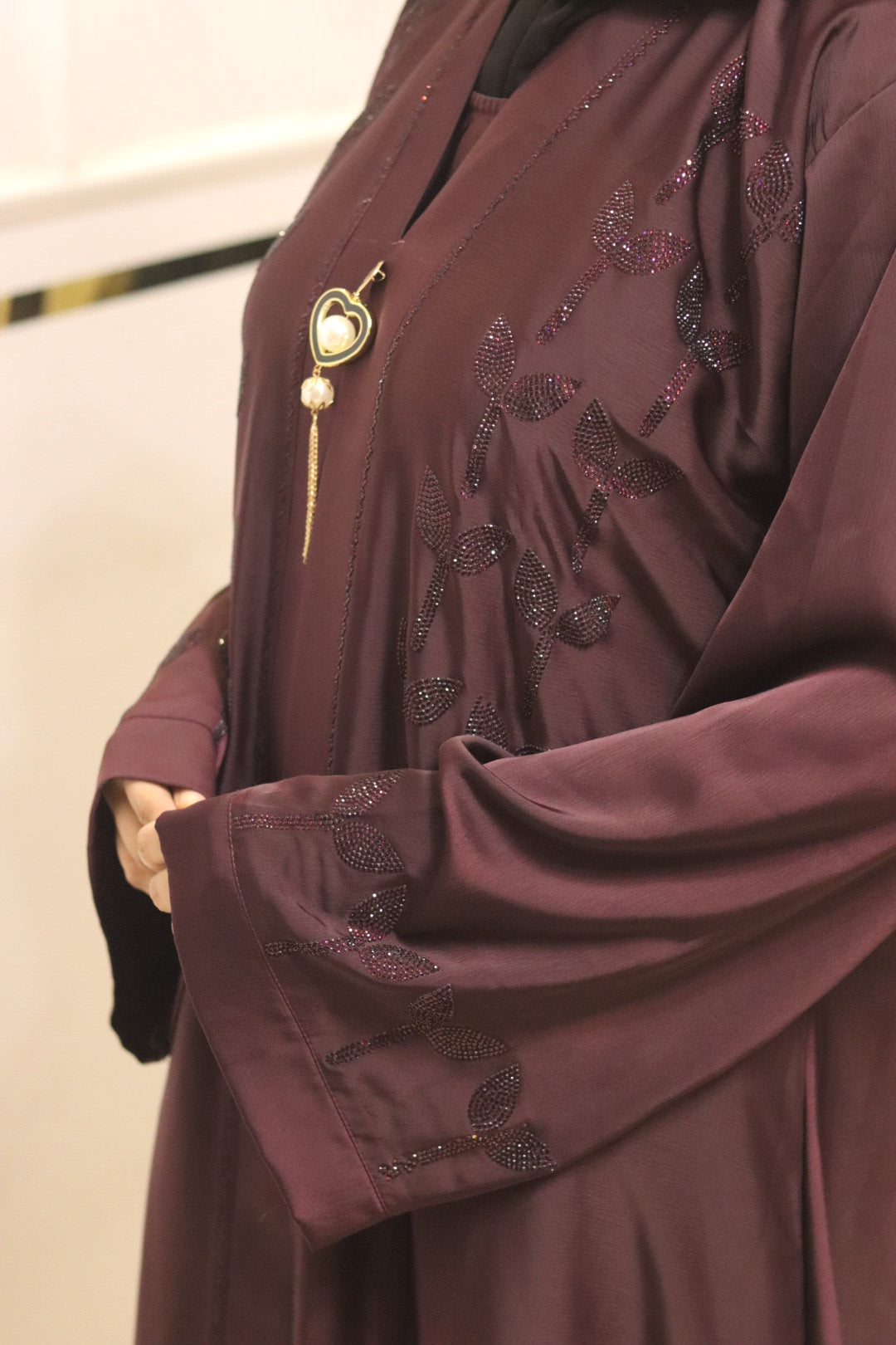 Moonleaf abaya- maroon with attached inner slit & hijab