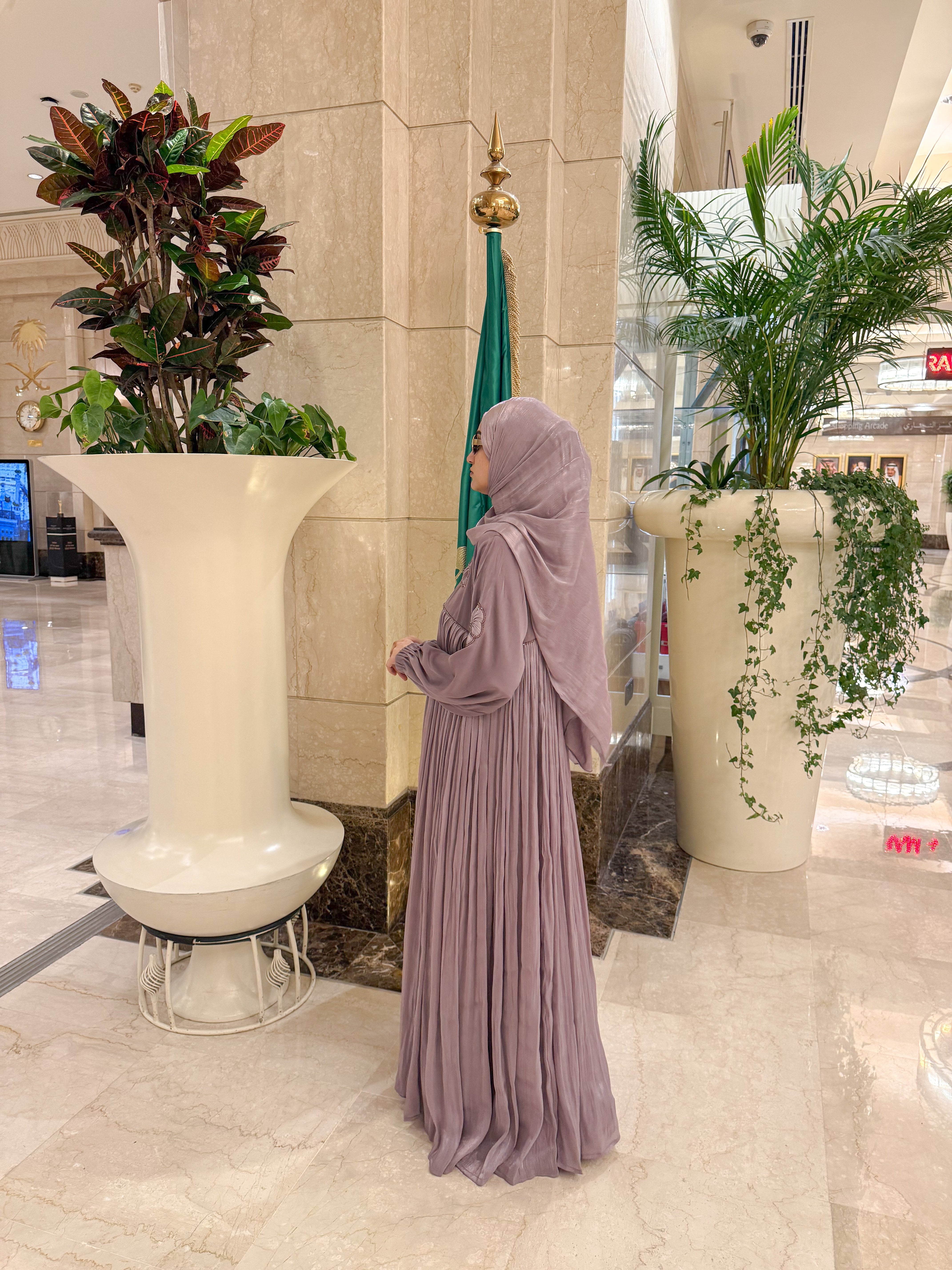 Elsa Abaya 2.0 Premium Full Set -Faded Purple (with Full Sleeves Inner Slit & Hijab)