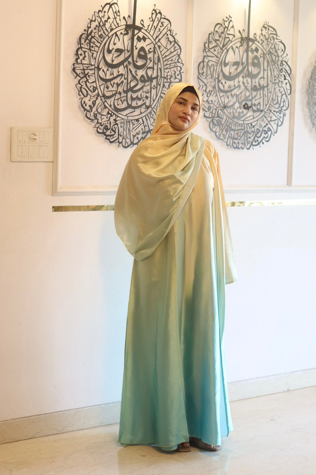 Lime & turquoise ombre abaya with matching hijab (with attached Inner Slit & Hijab)