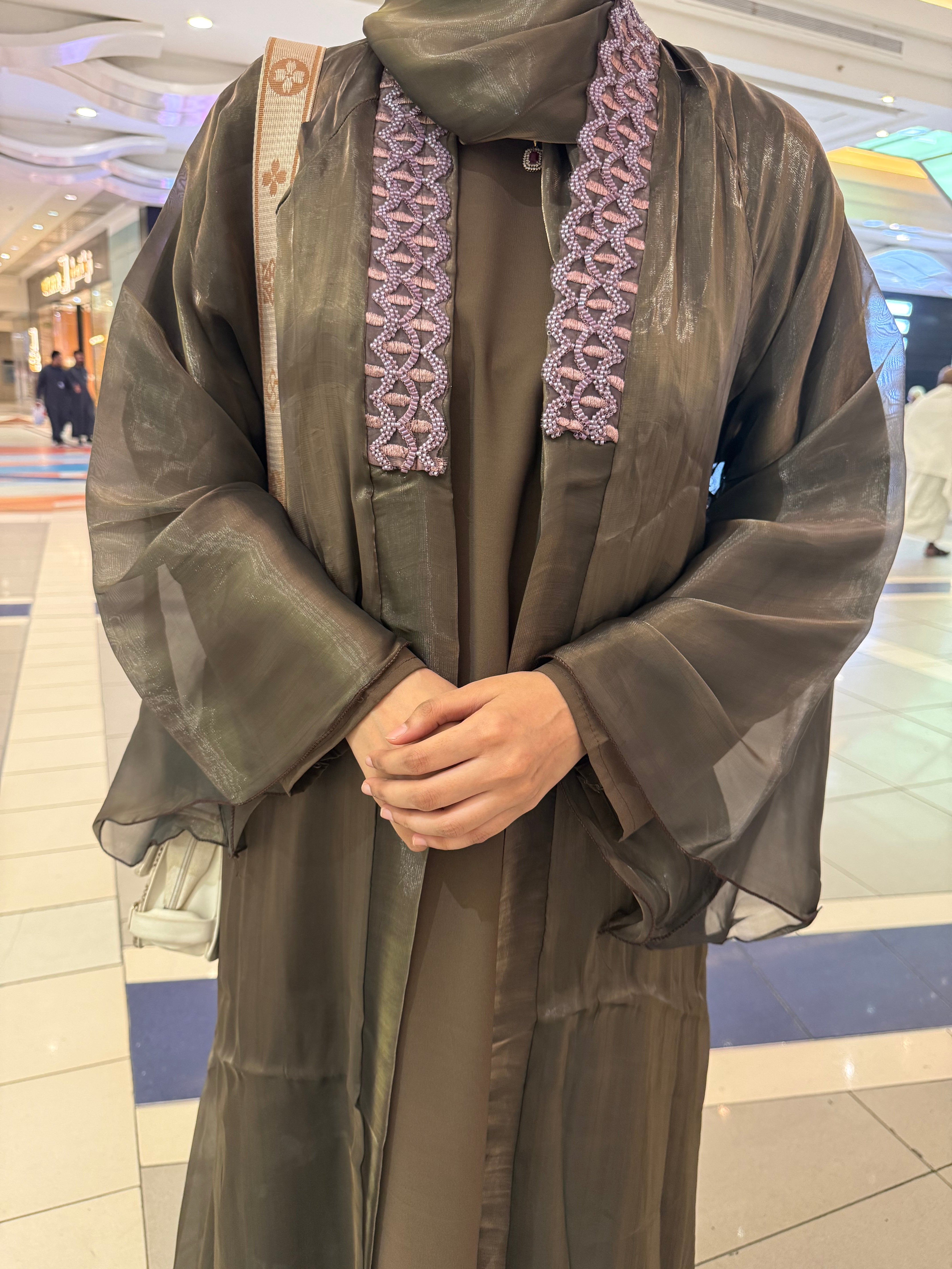Olive tissue abaya full set.