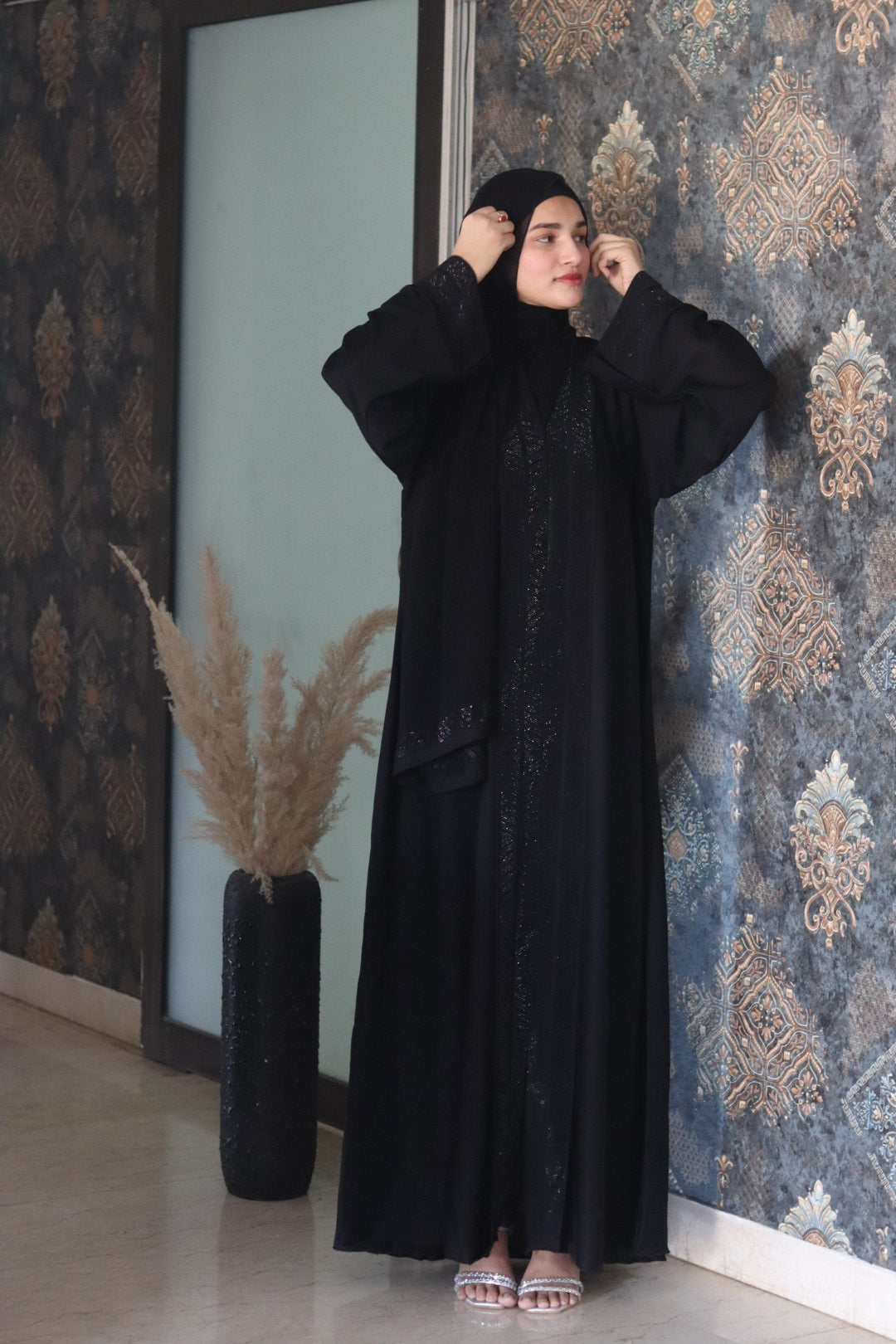 Tayyiba stonework abaya (with Hijab)