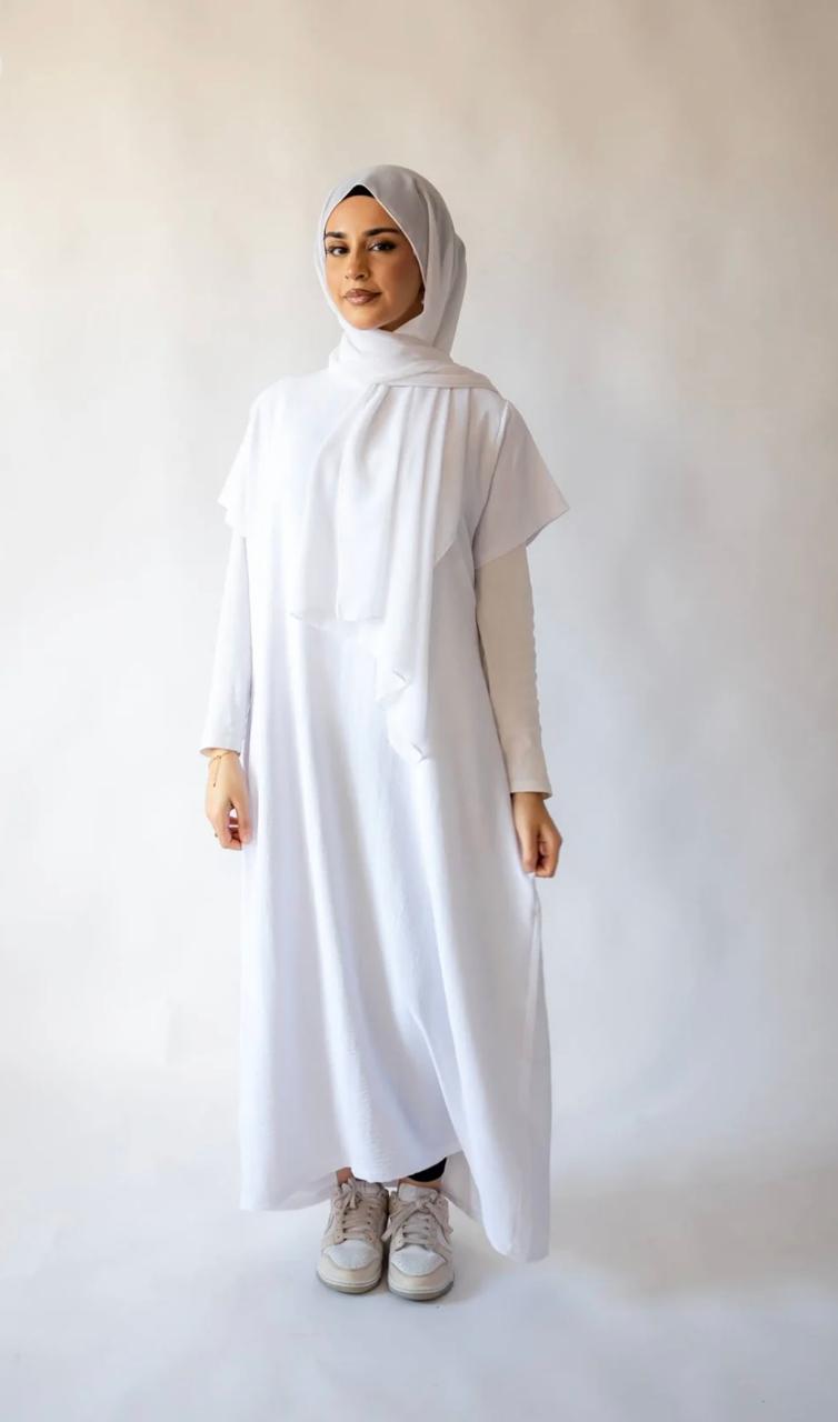 WHITE HAILF sleeve inner slit -