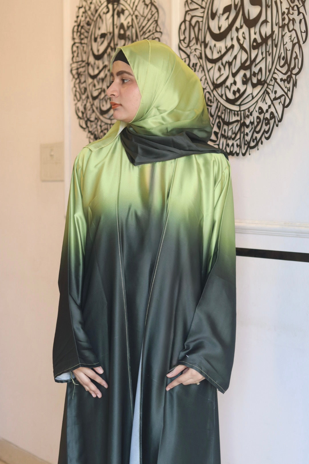 Jet green ombre abaya with matching hijab (with attached Inner Slit & Hijab)