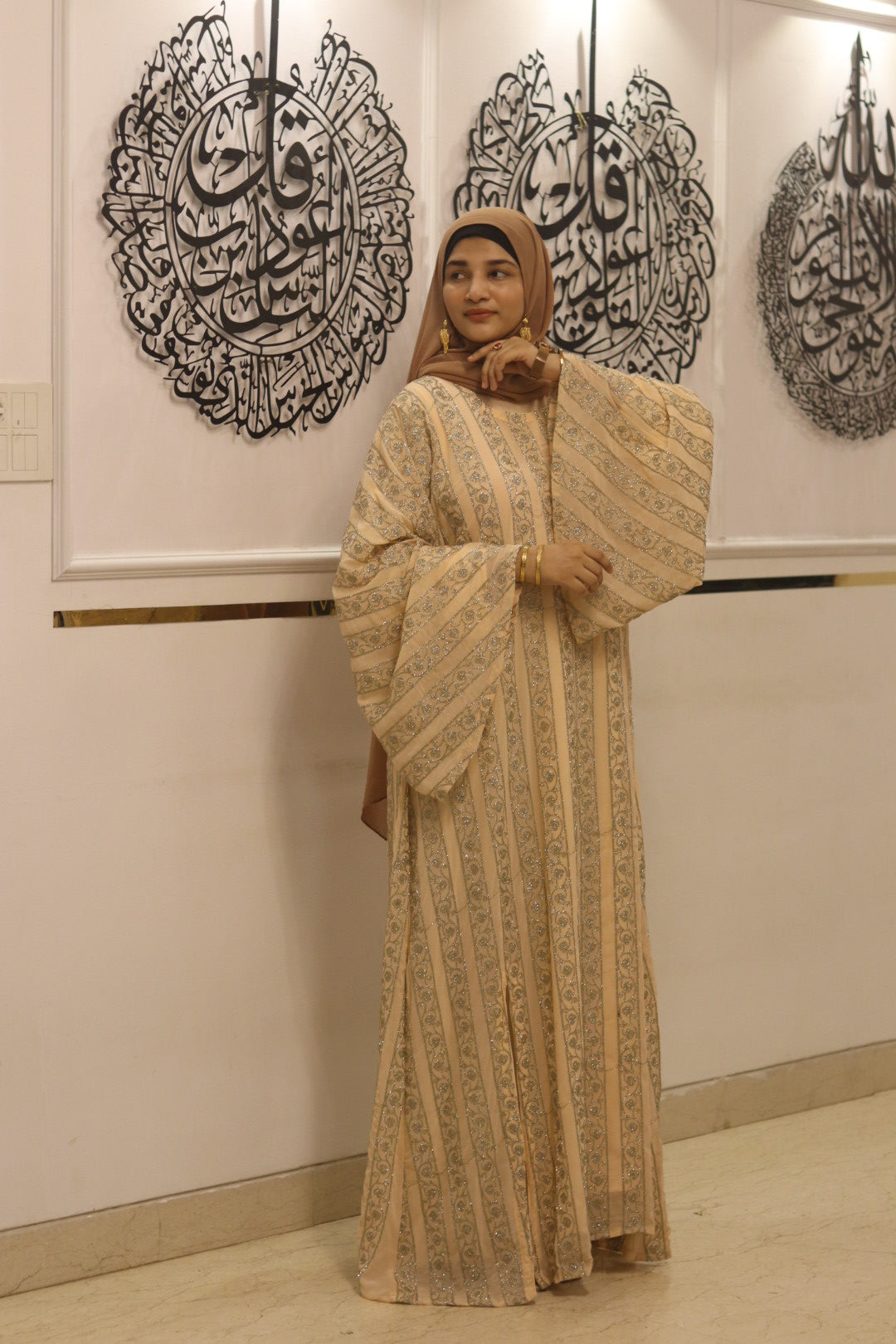 Sparkle cutwork 2pc abaya with inner slit - without hijab