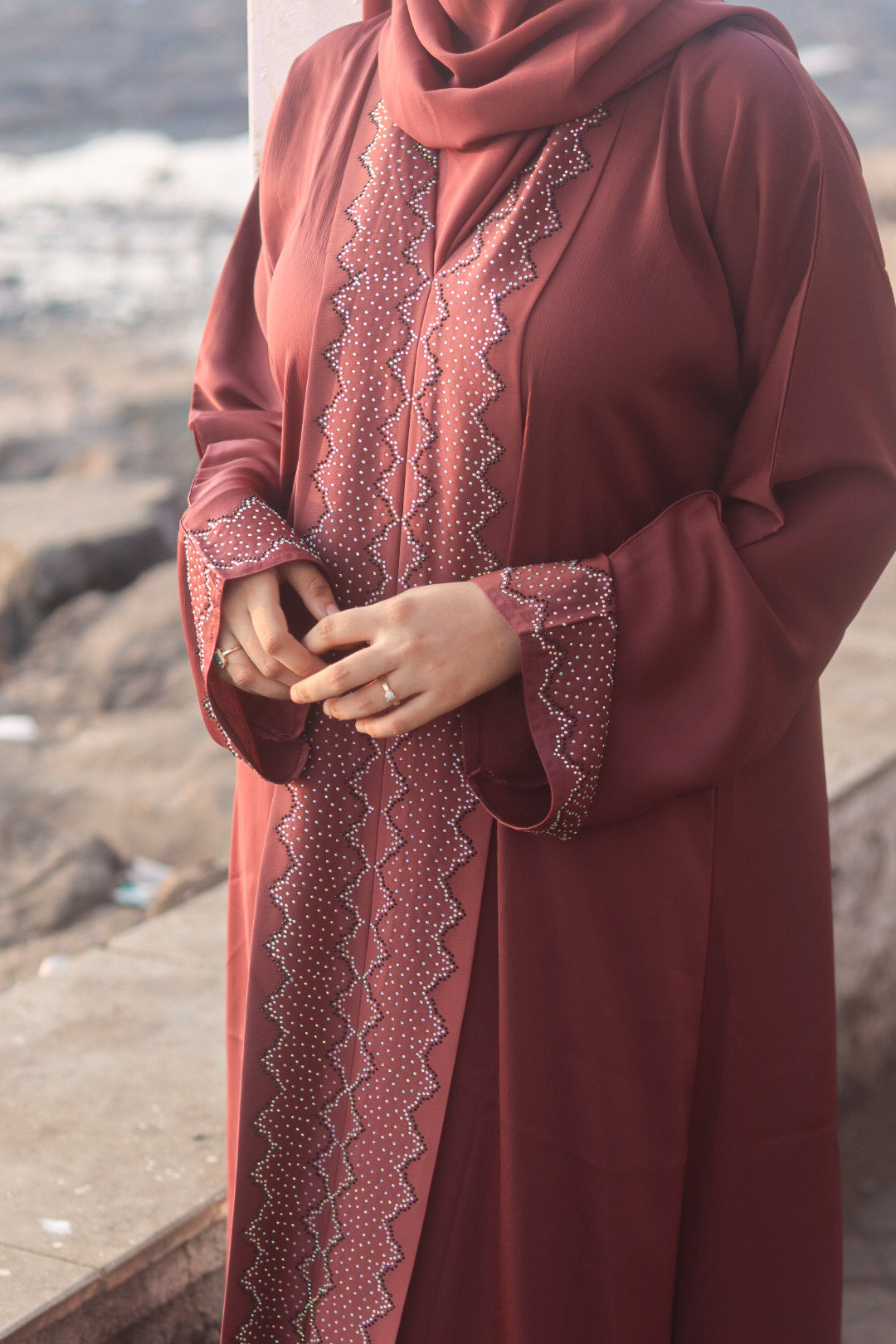 Hanan stonework abaya (with Hijab) - Teal