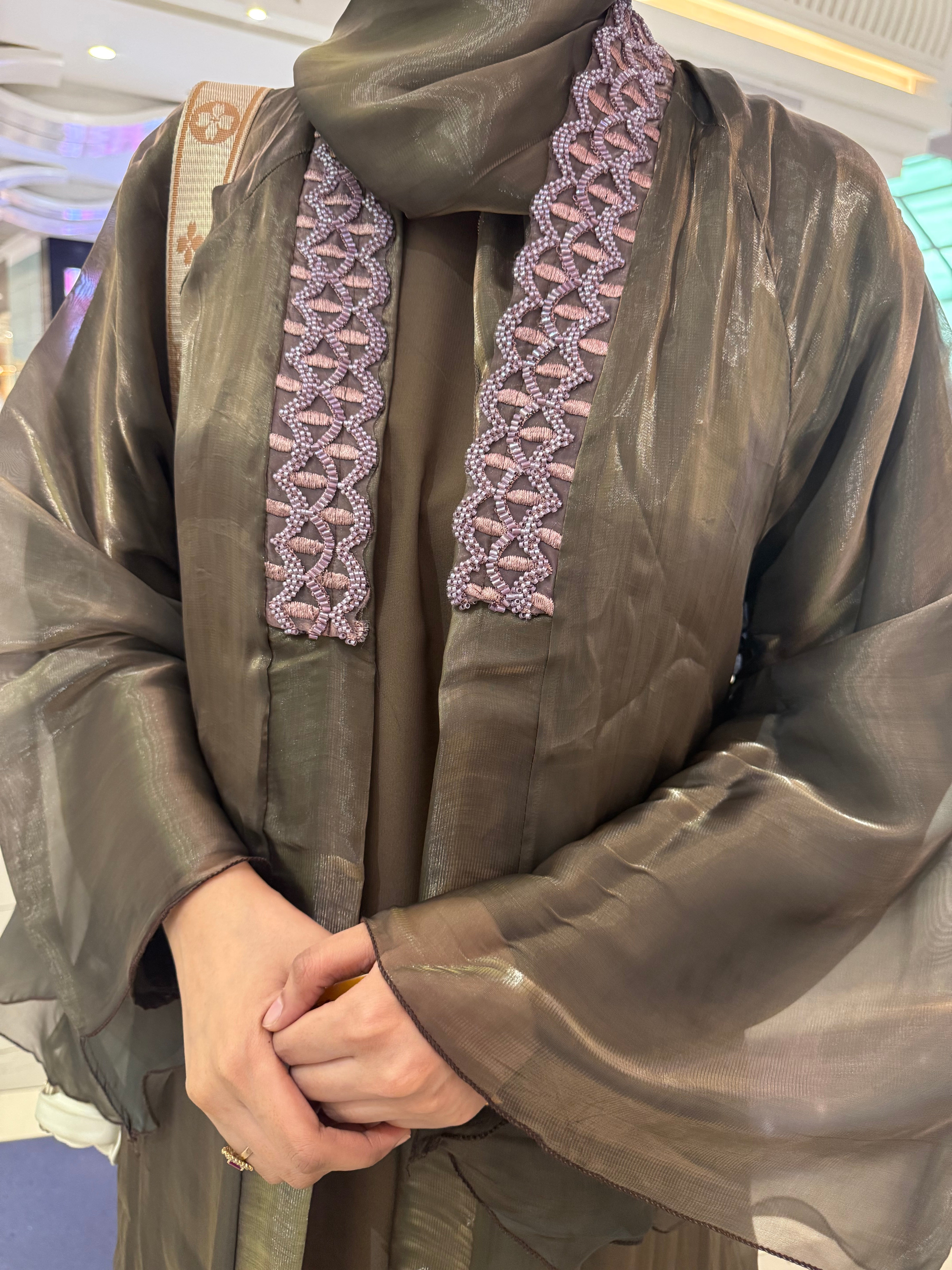 Olive tissue abaya full set.