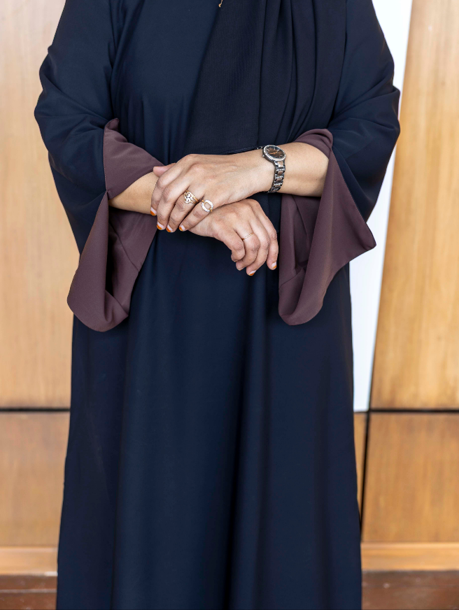 2-in-1 Reversible abaya – Brown & black