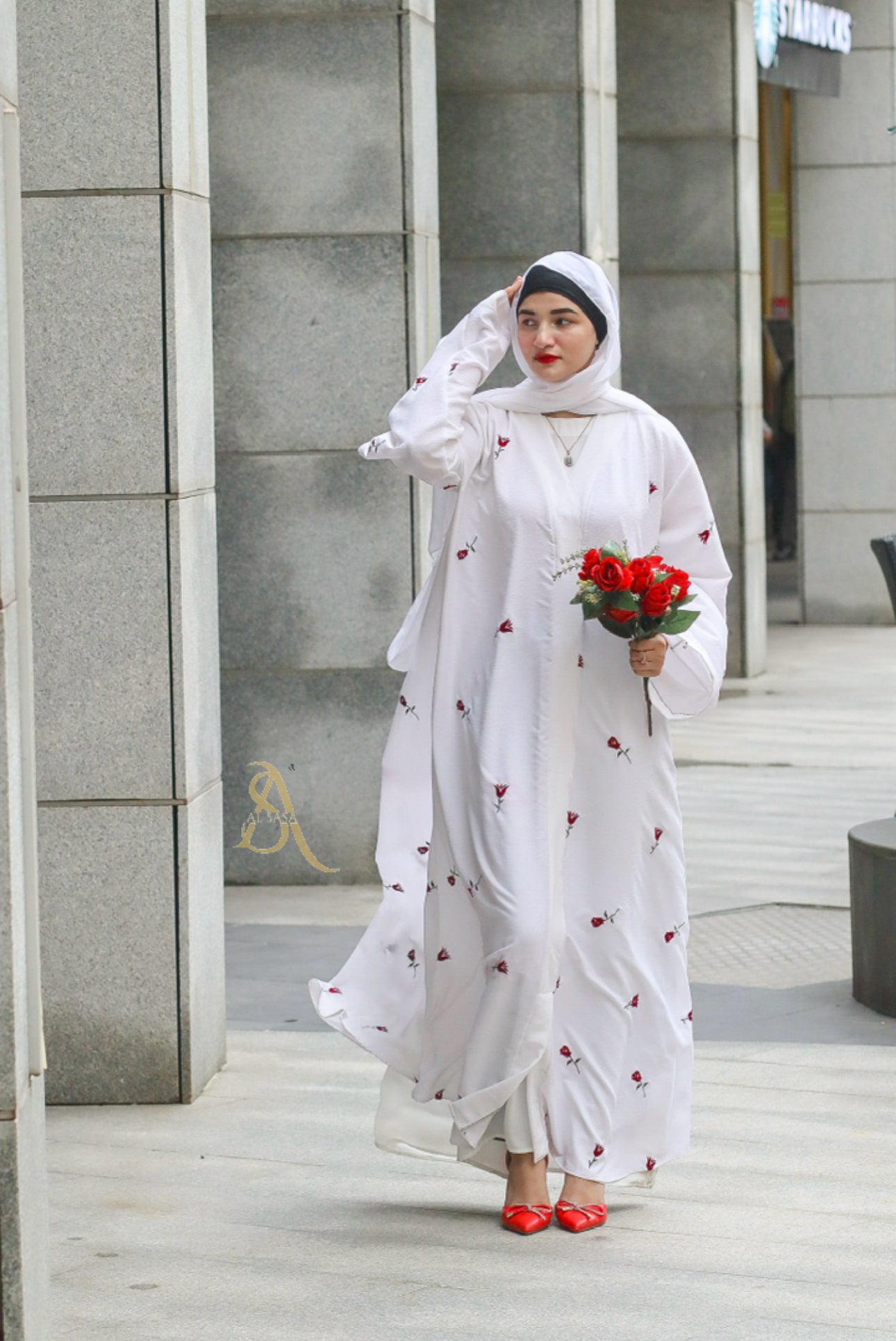 Rose Abaya White