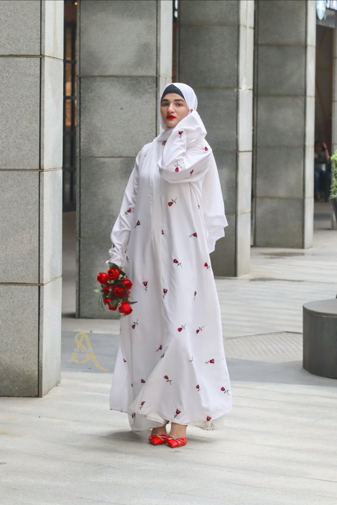 Rose Abaya White
