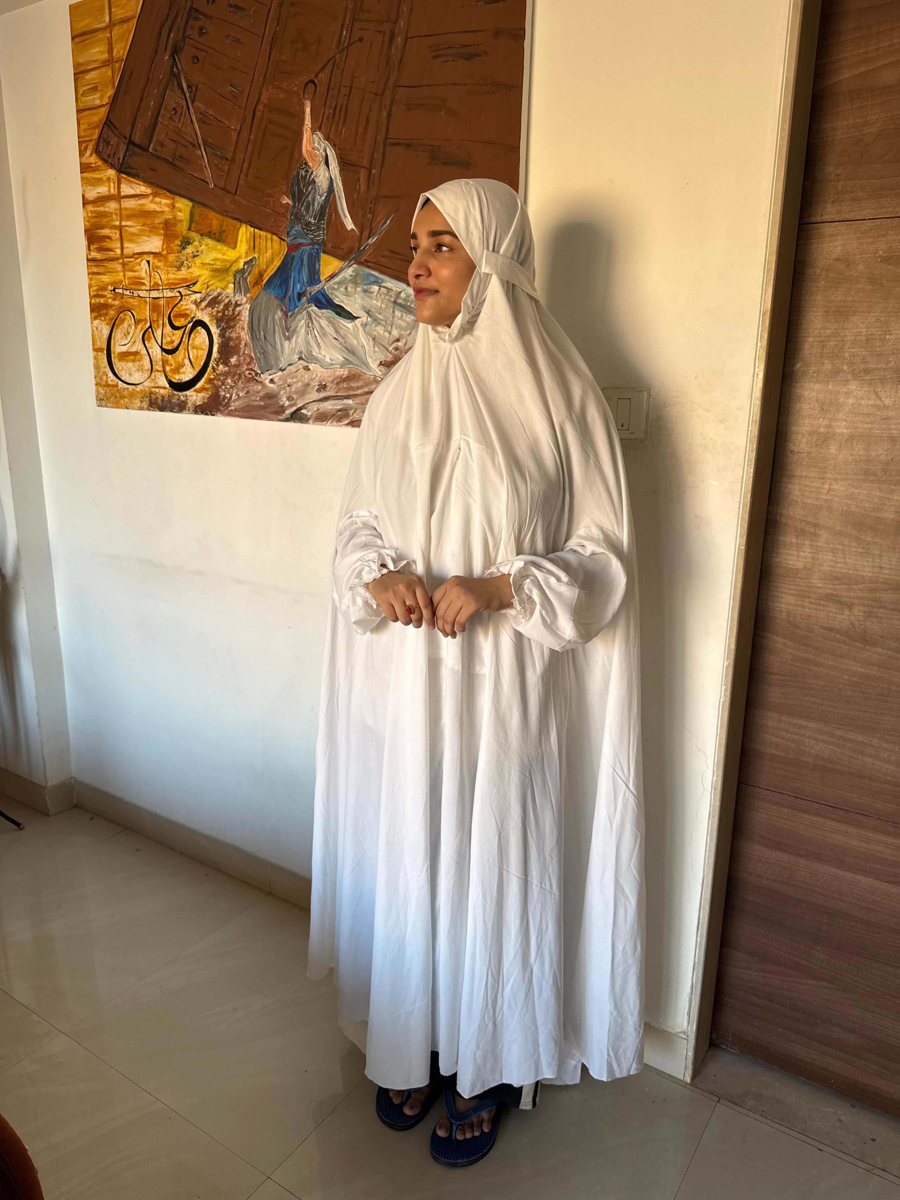 Full sized Jilbab with pockets, niqab, sleeves ( white )