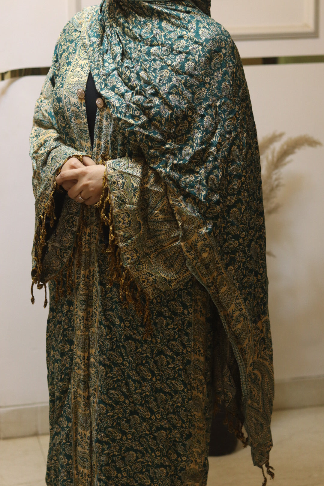 Luxury Pashmina Pattern Front Open Abaya With Matching Hijab - Emerald Green