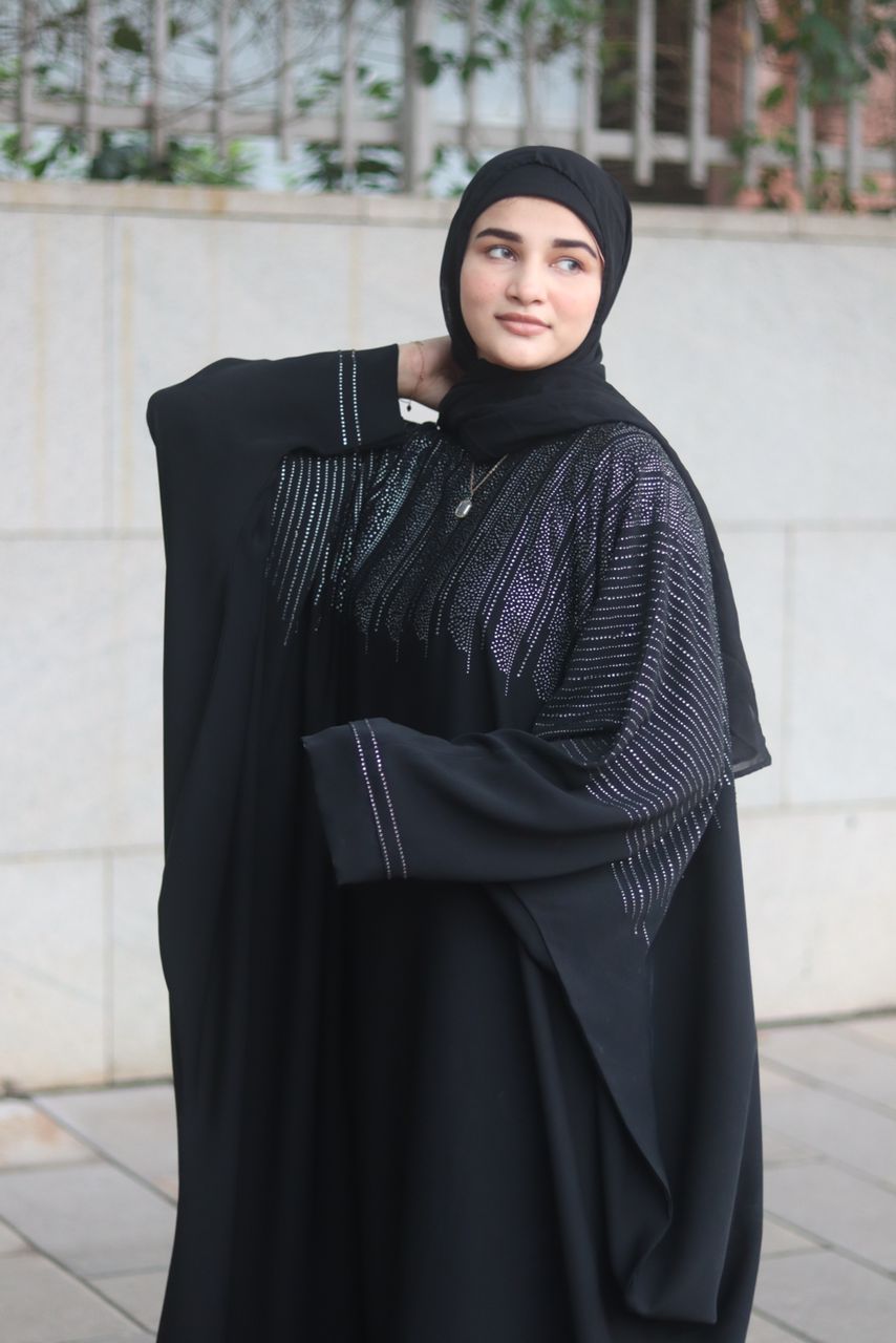 Premium SANIAH Abaya - Black