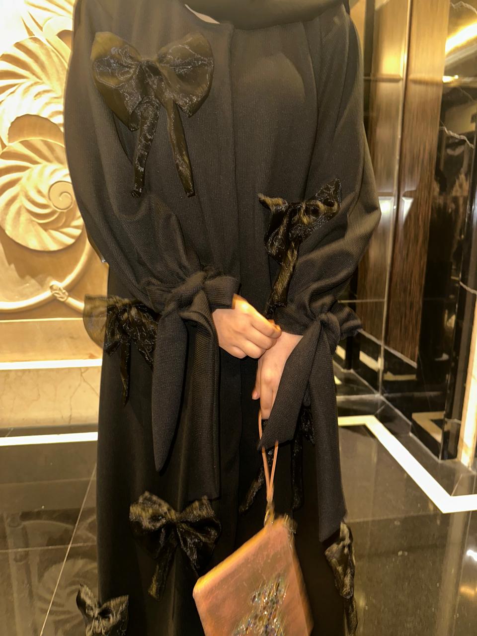 3D bow Abaya - Black