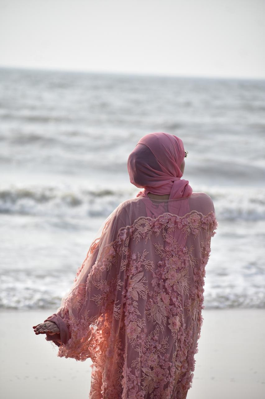 Rare Gems Shrug - Peach (inner slit & hijab not included)