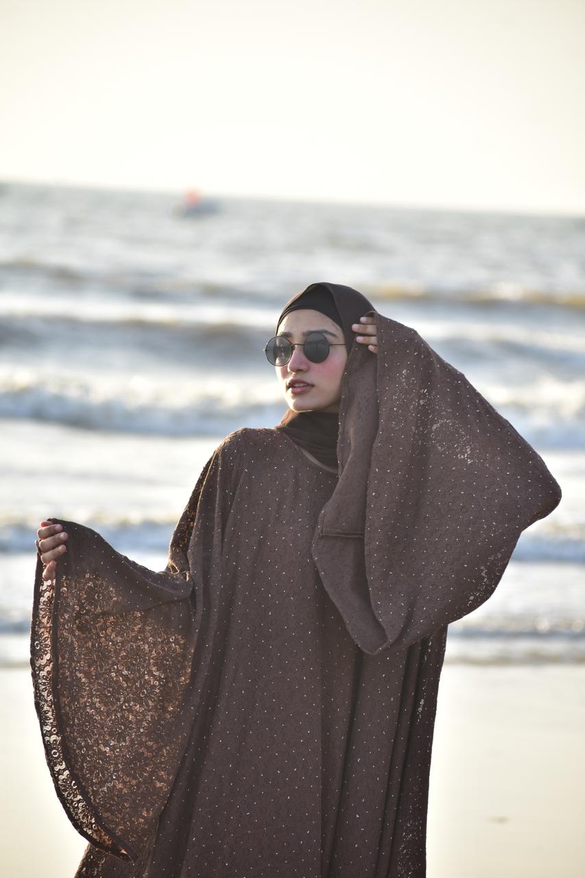 Cutwork hazel abaya with inner slit