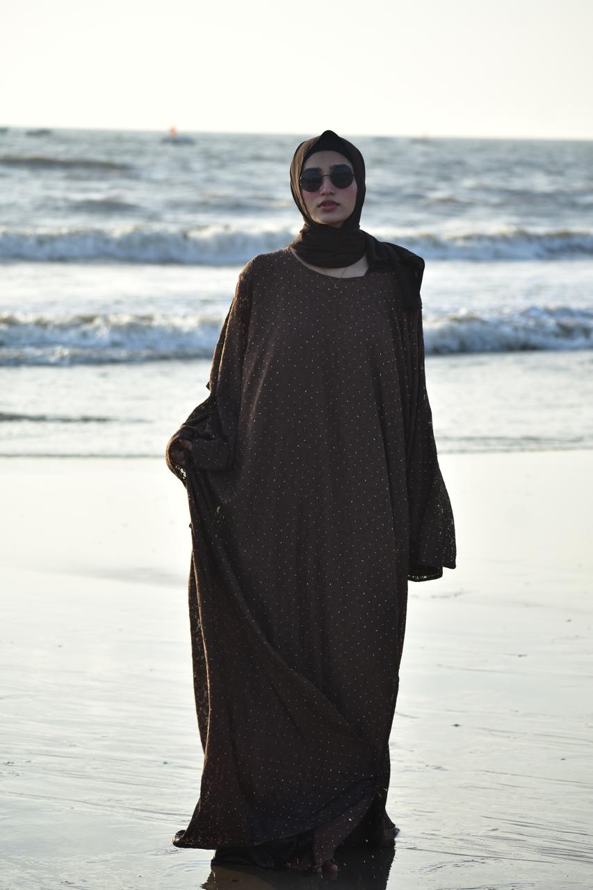 Cutwork hazel abaya with inner slit