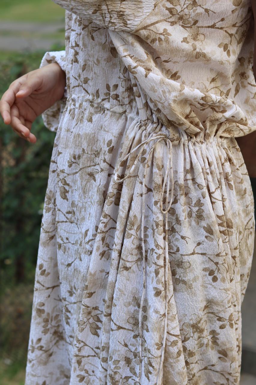 Blossom Belt Dress - Off white