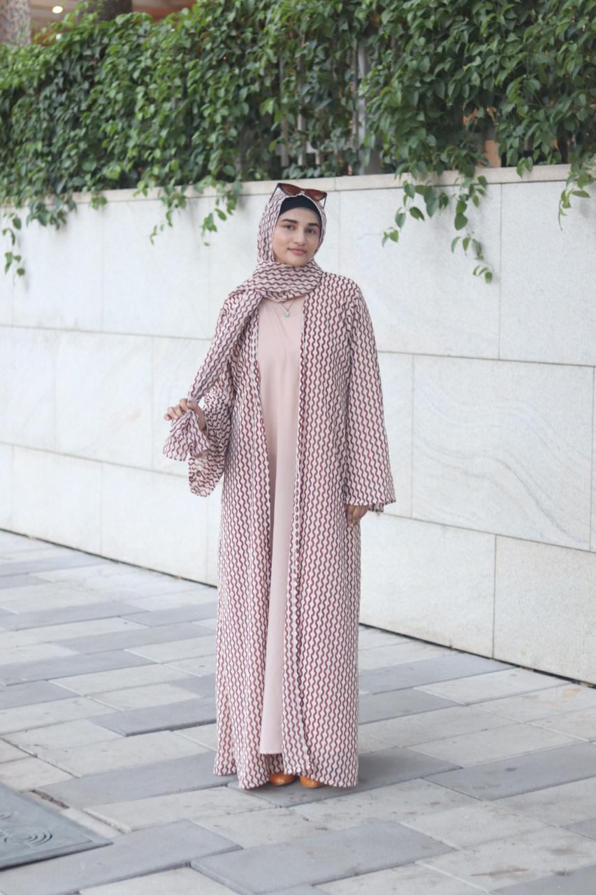Zig Zag printed abaya Premium  With hijab- (Inner Slit not included)