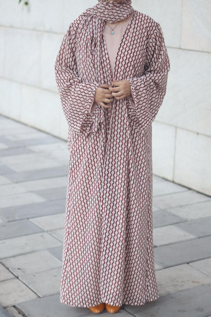 Zig Zag printed abaya Premium  With hijab- (Inner Slit not included)