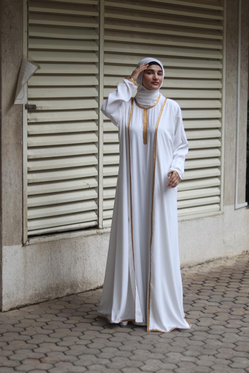 Golden Umrah Abaya 3 pc With inner slit, shrug (hijab included)