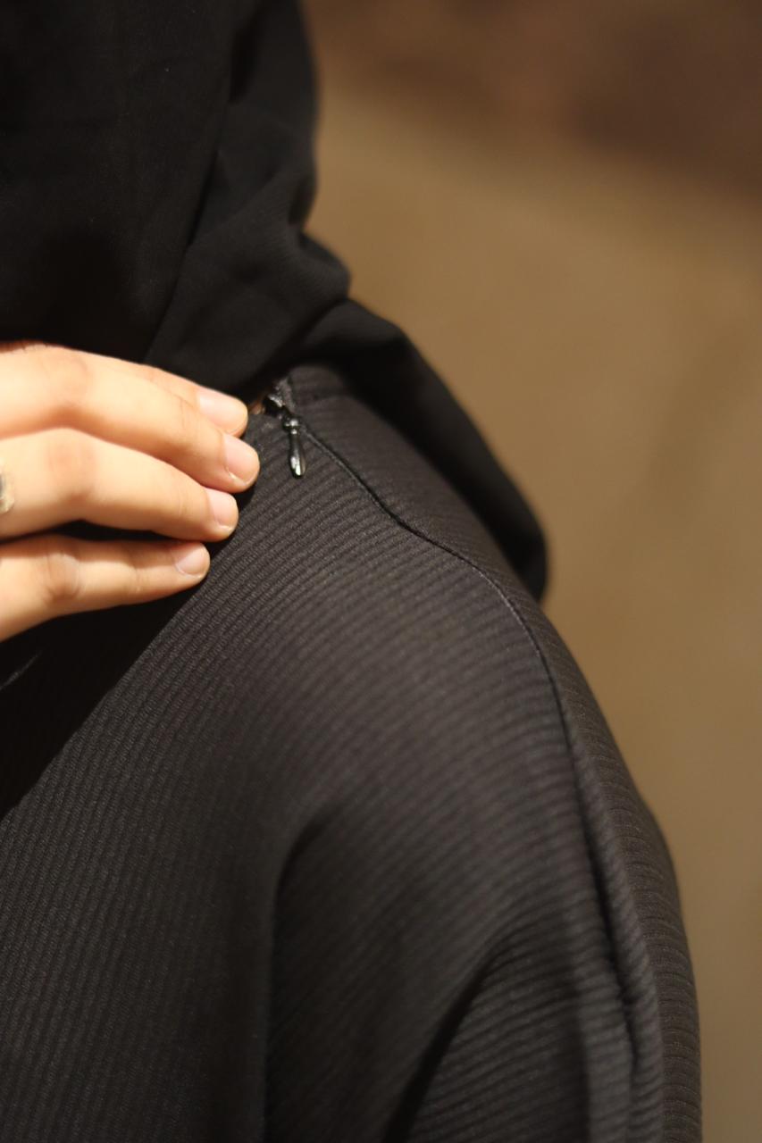 smart abaya - BLACK (with pockets, zip, button) hijab not included
