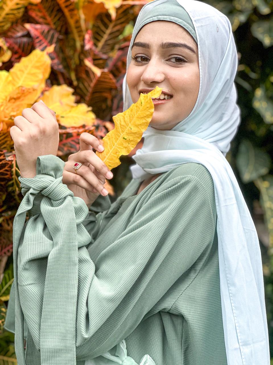 Pastel Dream Abaya - Mint