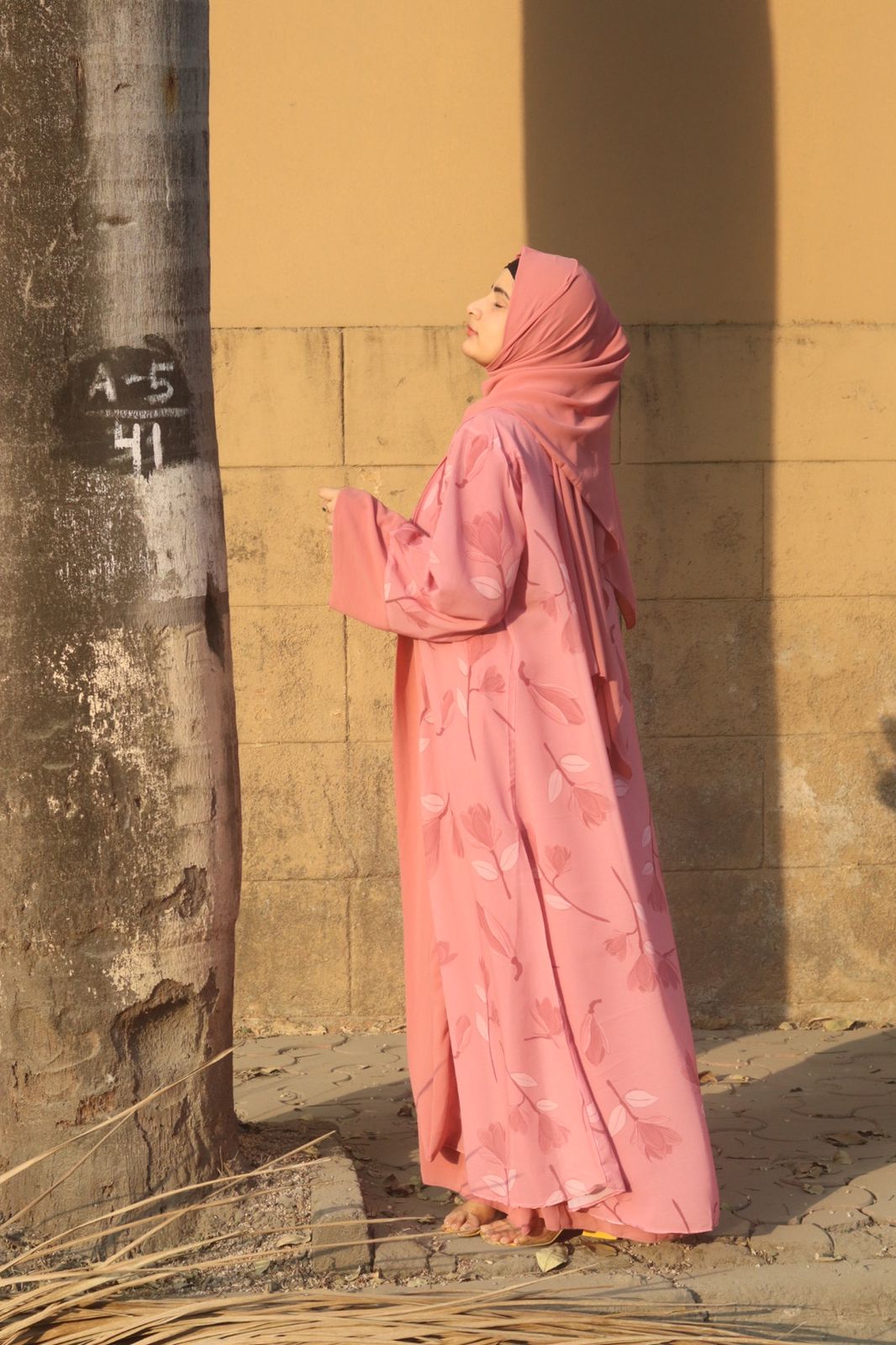Dahlia Shrug Abaya Full Set – Pink (With Inner Slit, Belt & Matching Hijab)