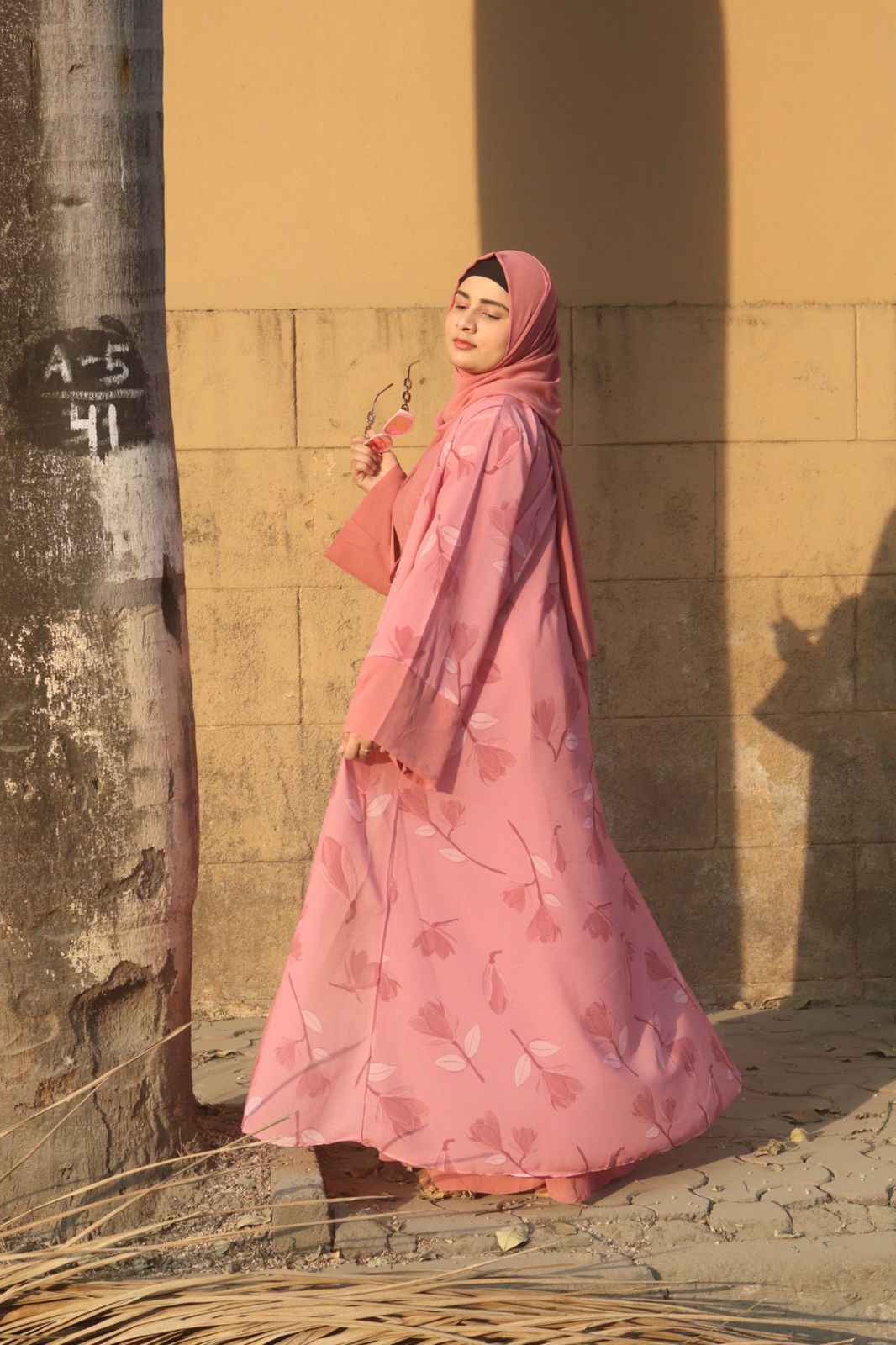 Dahlia Shrug Abaya Full Set – Pink (With Inner Slit, Belt & Matching Hijab)