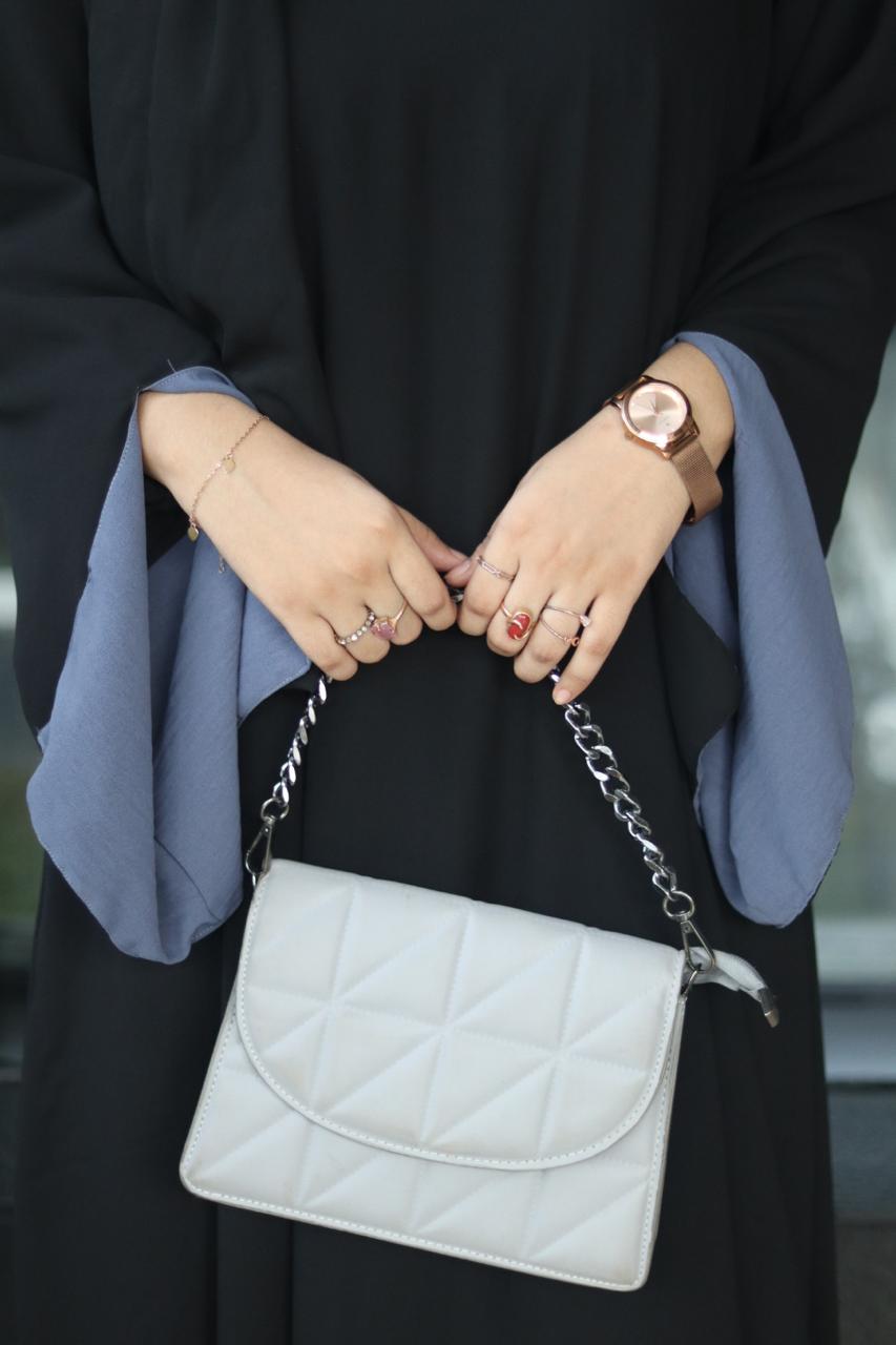 2-in-1 Reversible abaya – Black & Grey