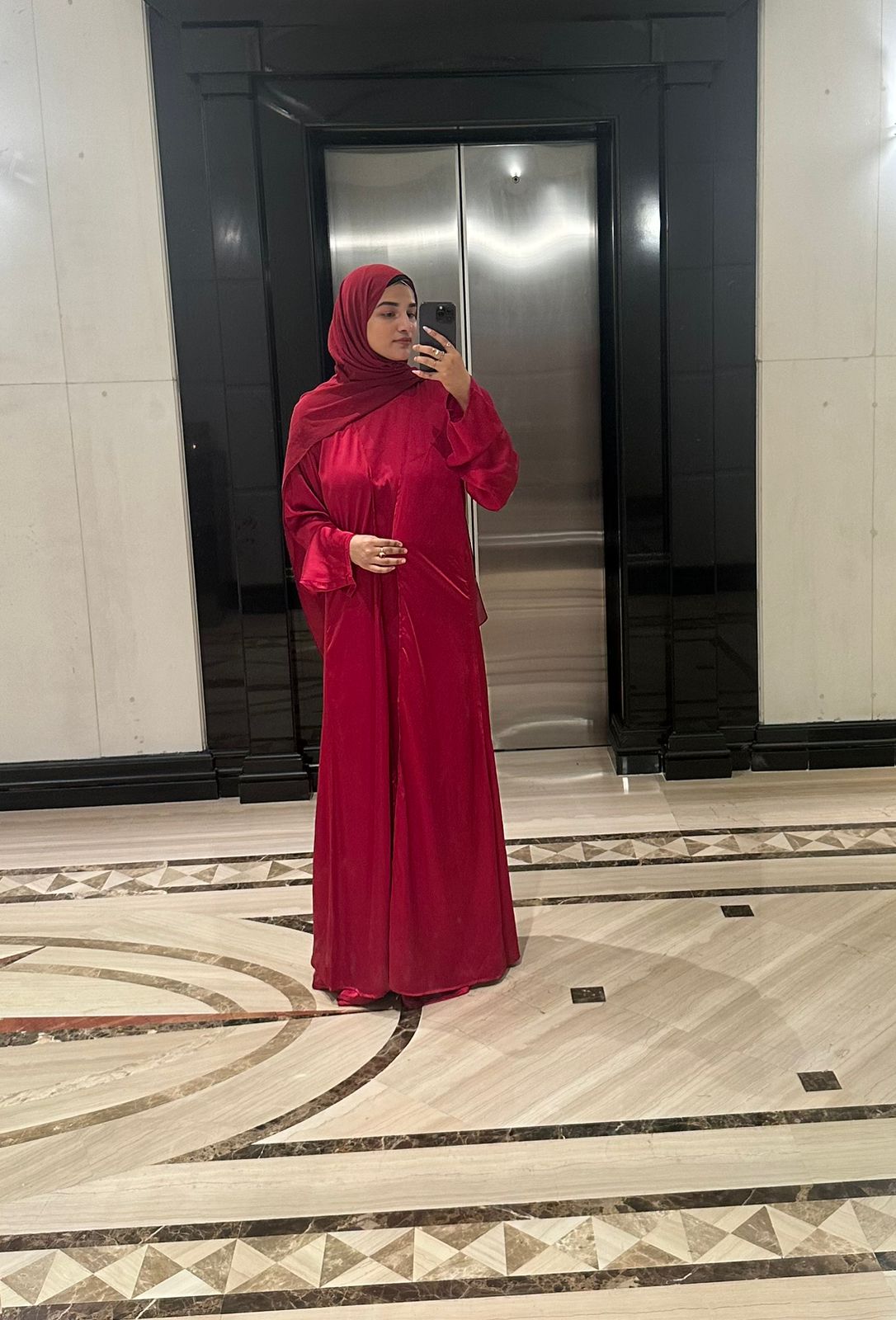 red luxe 2pc abaya set with inner slit