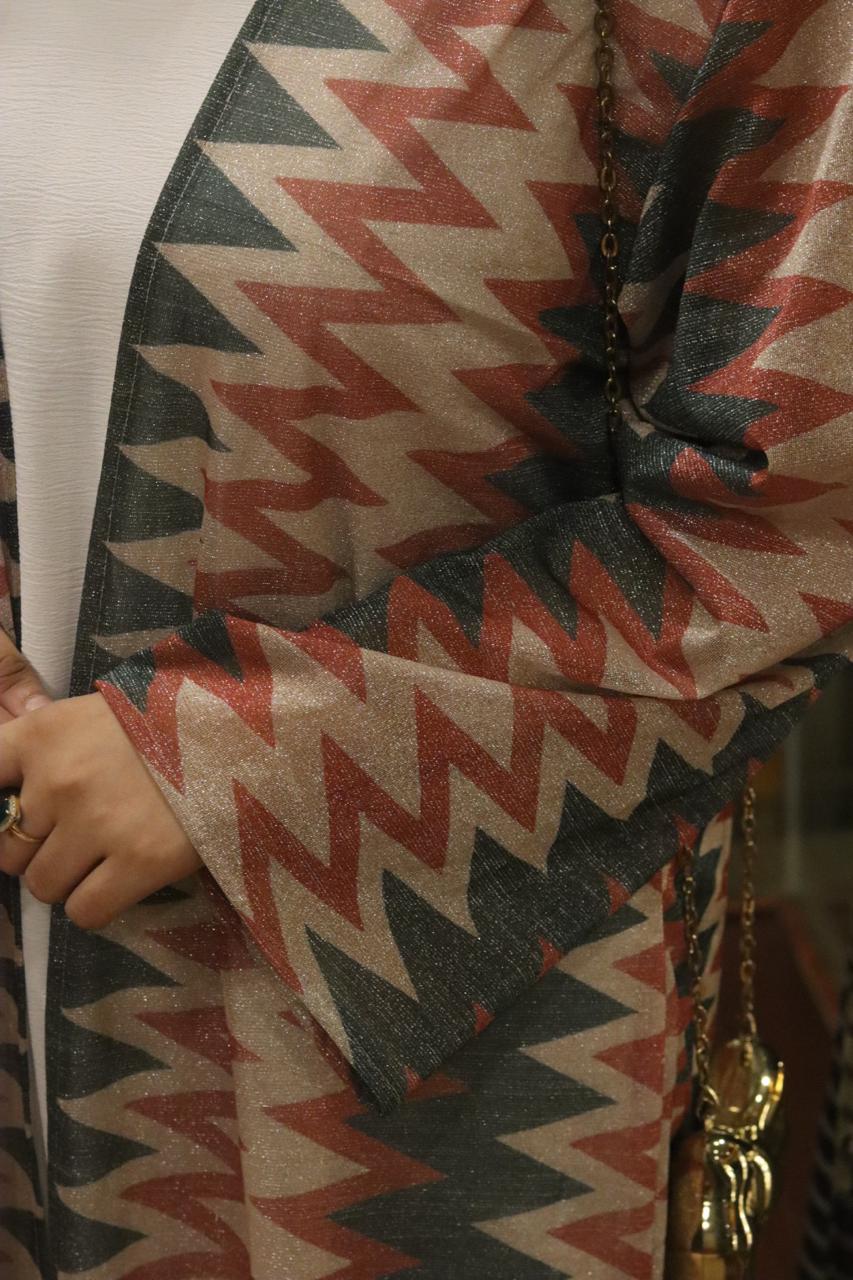 2pc Vibrant vogue Shrug abaya (with inner slit )