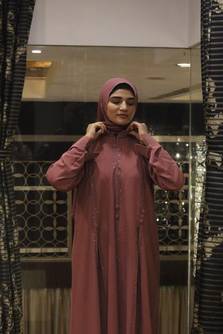 Amber stripe Abaya- Pink (With Hijab)