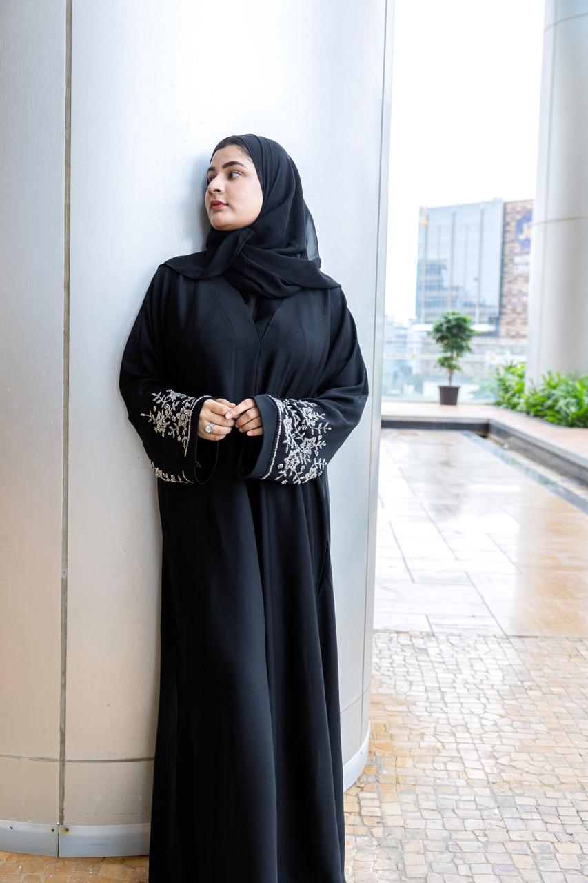 Noor al khayt handwork abaya (with Hijab)