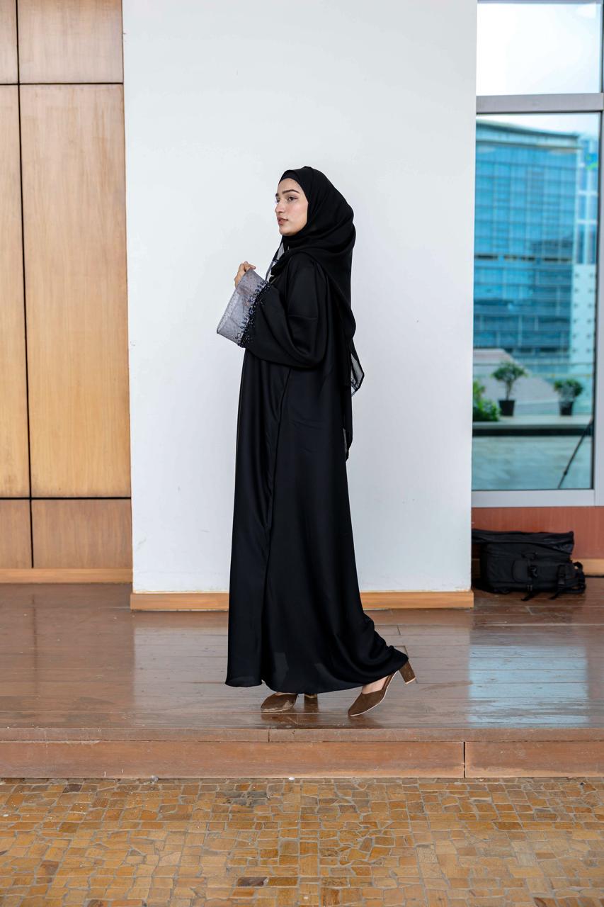 Noura luxe handwork abaya (with Hijab)