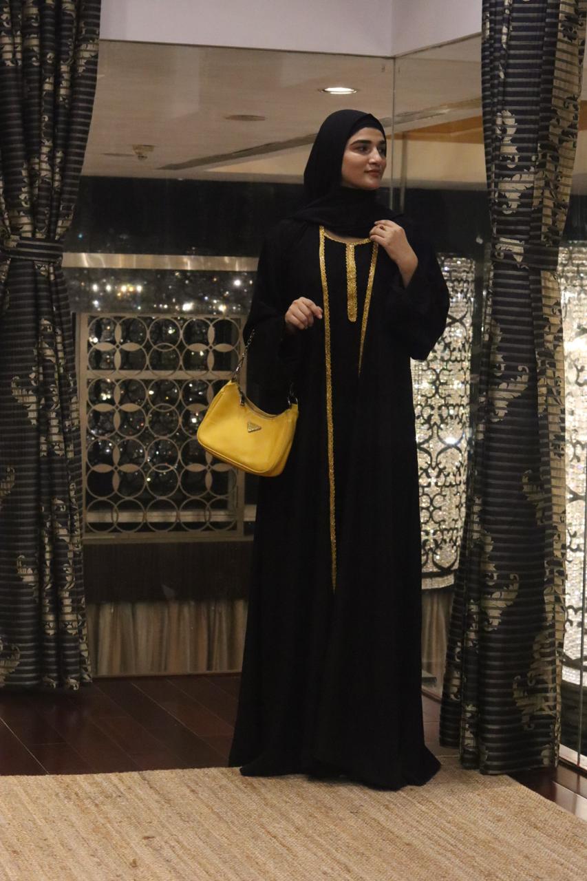 Aurum Abaya 2 pc With inner slit, shrug (hijab included)