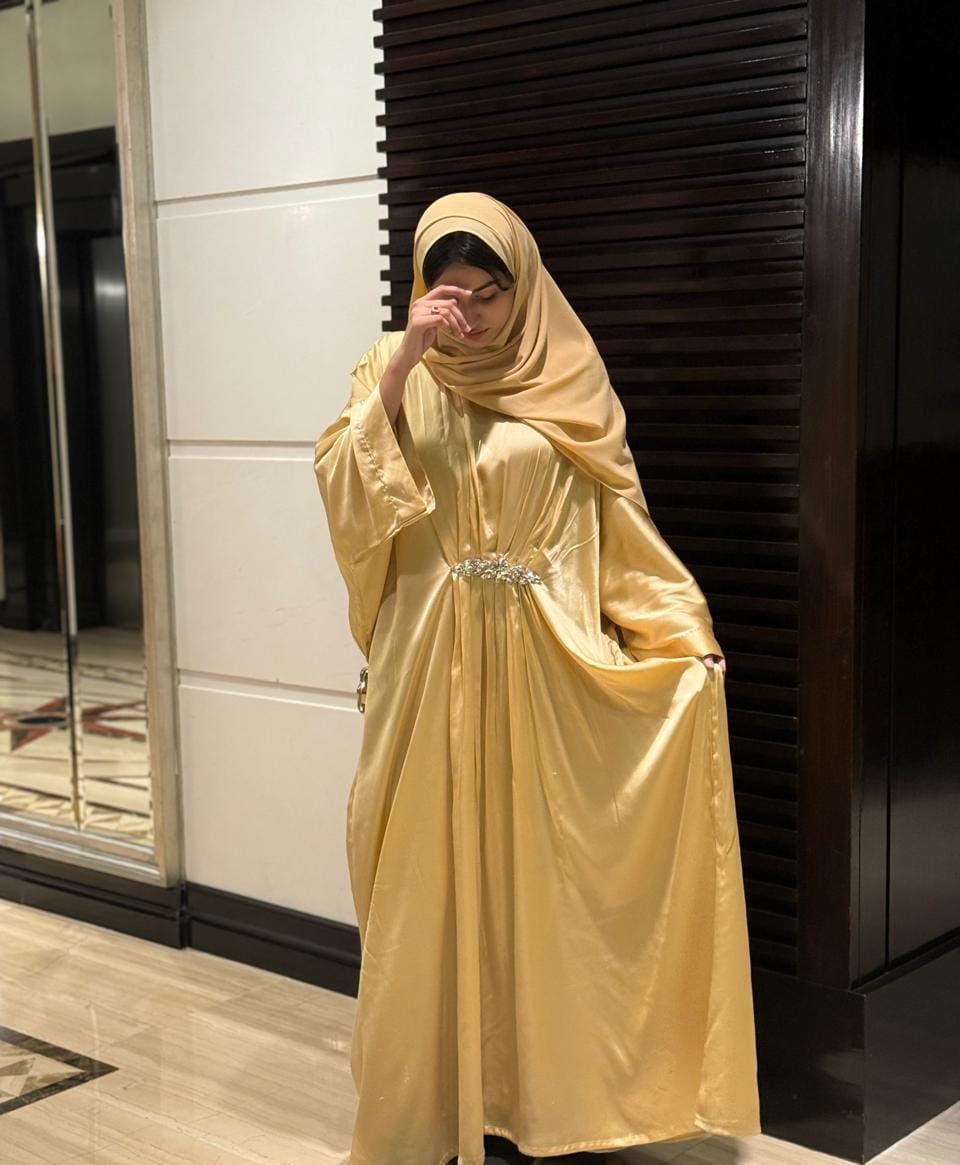 Broach Satin Abaya (comes without hijab)