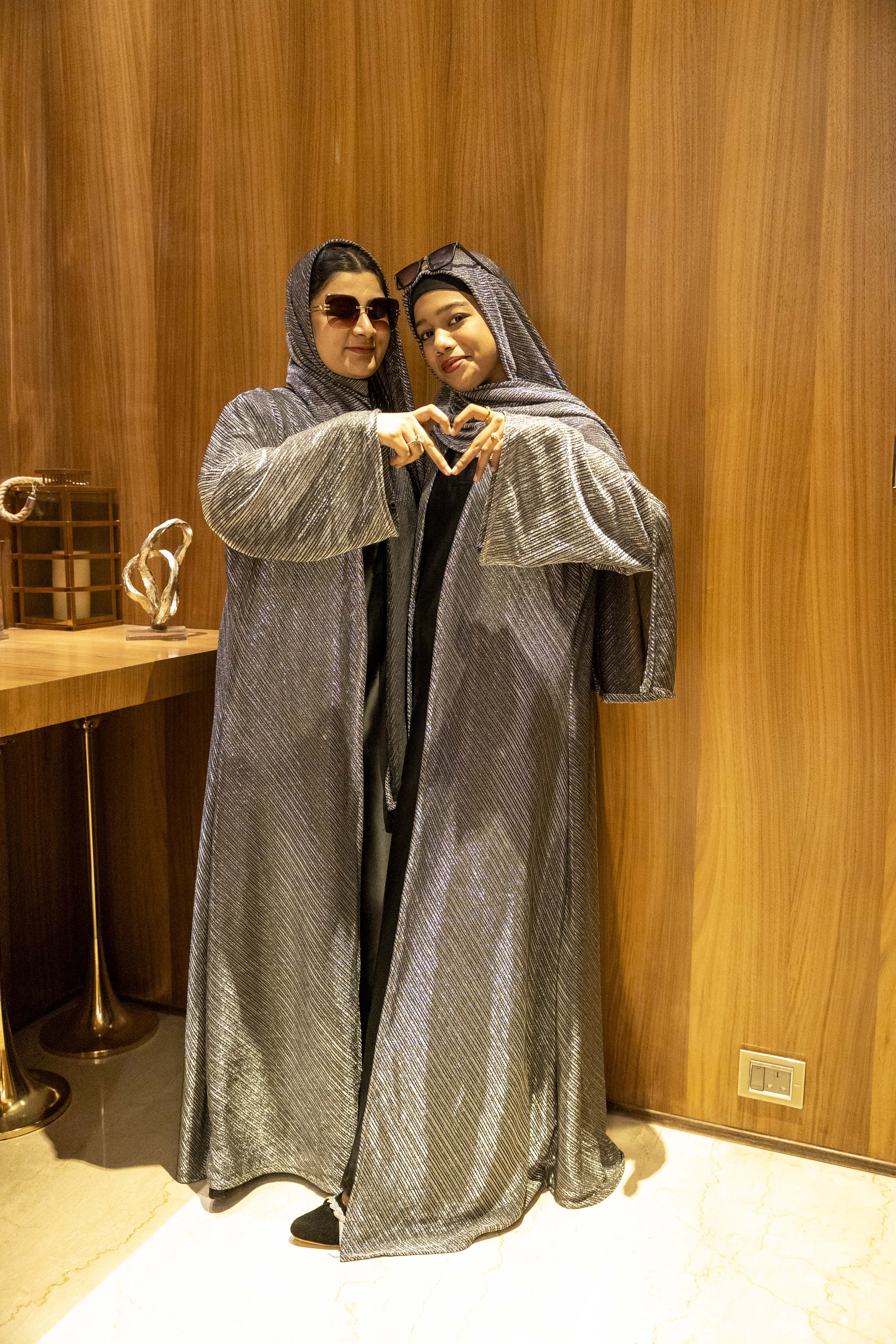 Metallic grey 3pc shrug set (comes with matching hijab & inner slit)