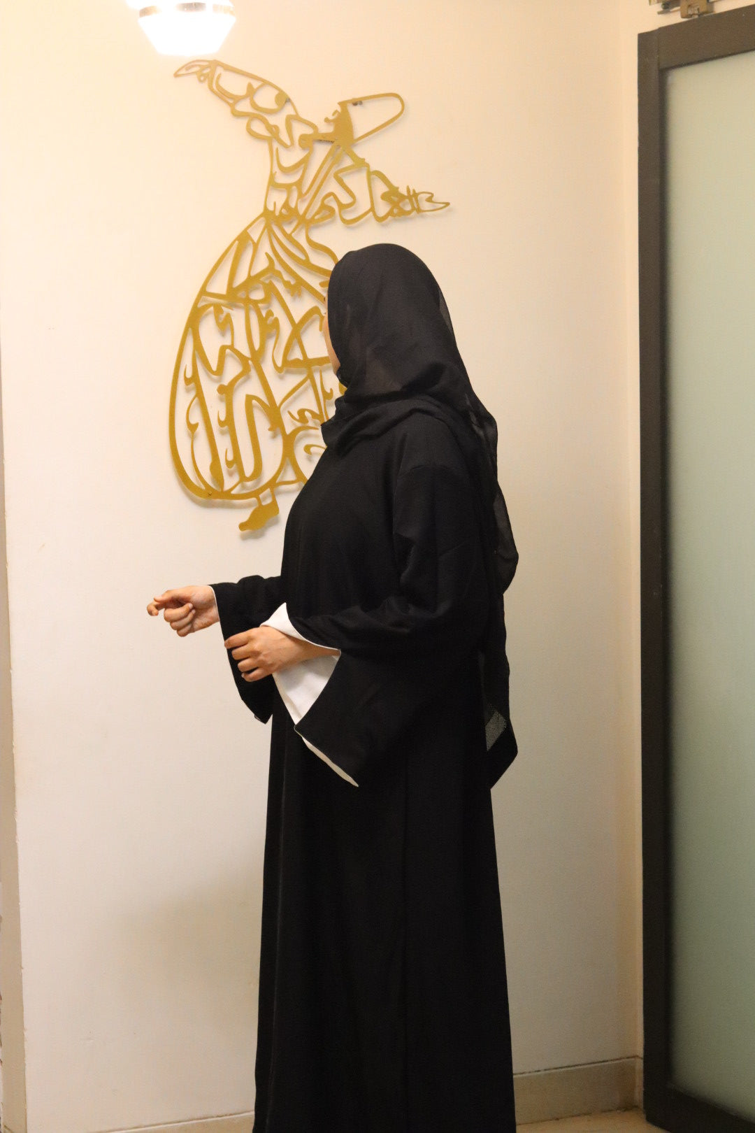 2-in-1 Reversible abaya – Black & white