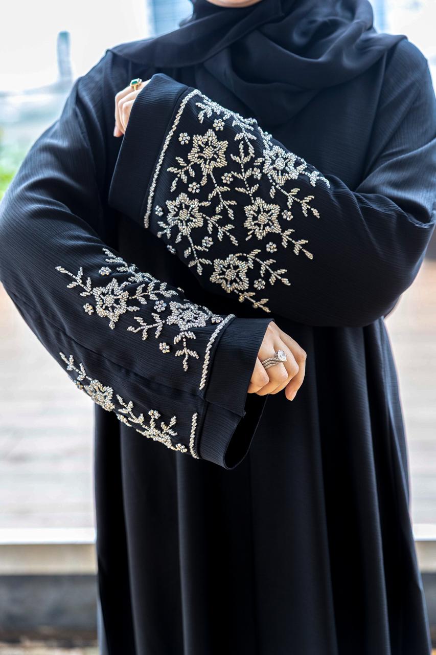 Noor al khayt handwork abaya (with Hijab)